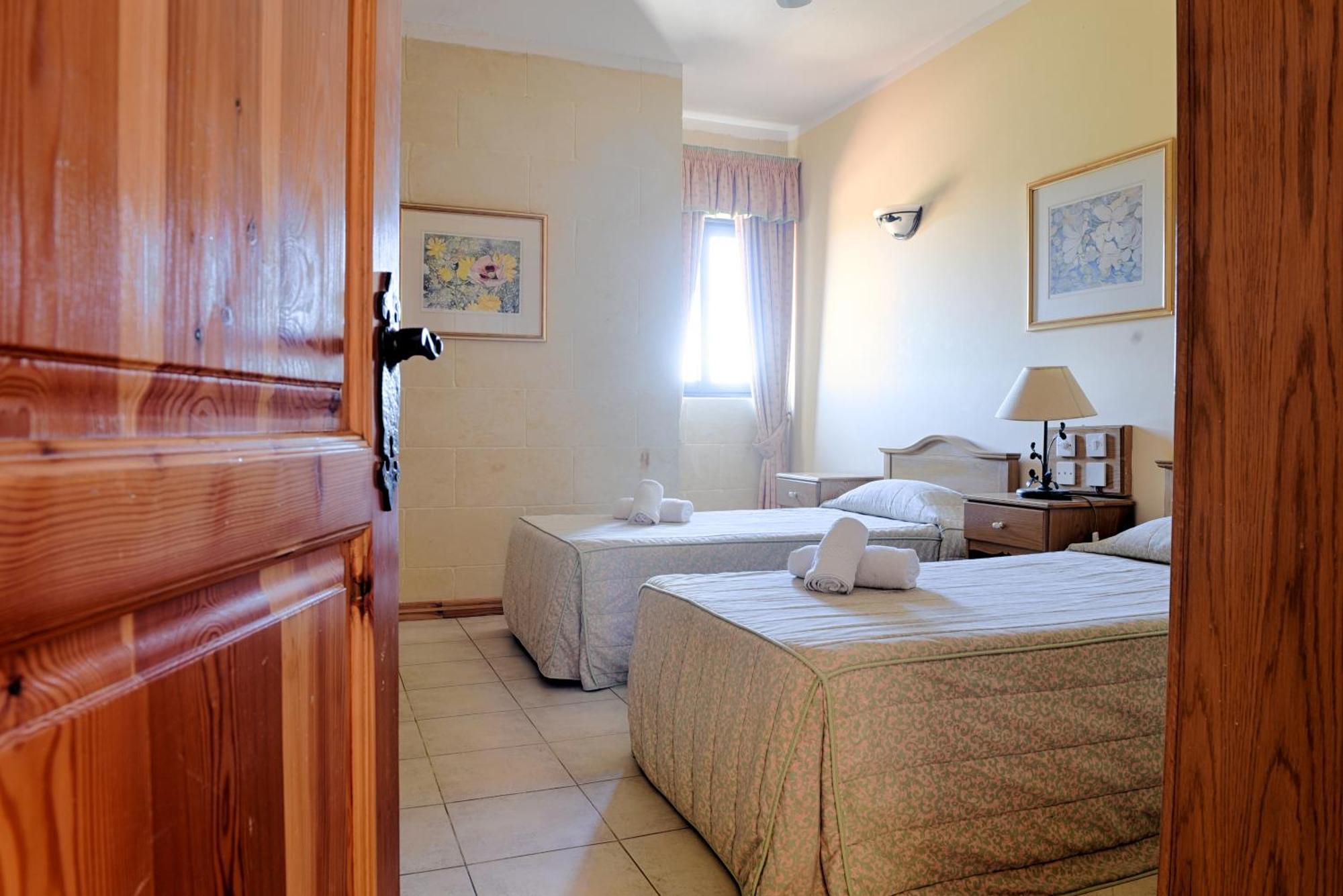 Cornucopia Hotel Xaghra Exterior photo